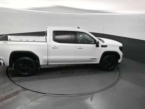 New 2026 GMC Sierra 1500 Elevation w/ Preferred Package image 17