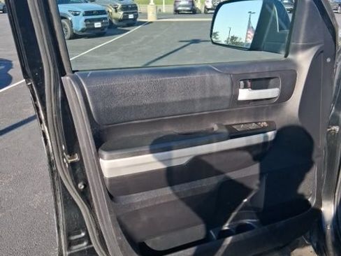 Used 2021 Toyota Tundra SR5 AWD/4WD image 14