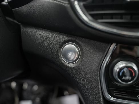 Used 2020 Hyundai Santa Fe SEL image 28