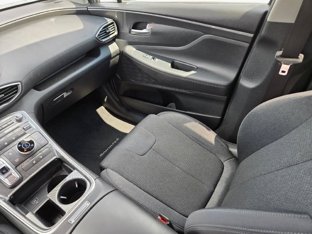 Certified 2023 Hyundai Santa Fe SEL AWD/4WD image 17
