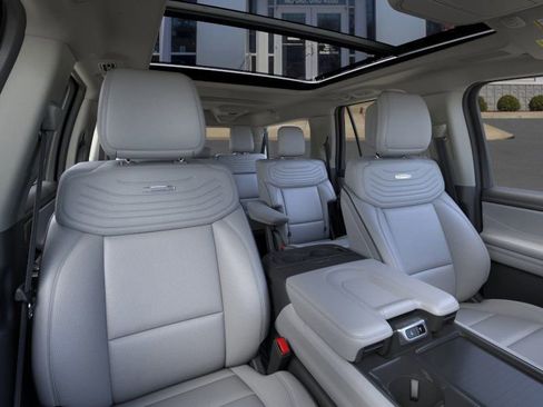New 2026 Ford Expedition Max Platinum image 10