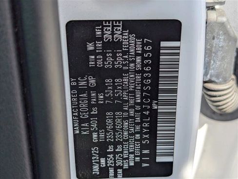 Used 2025 Kia Sorento S FWD image 25