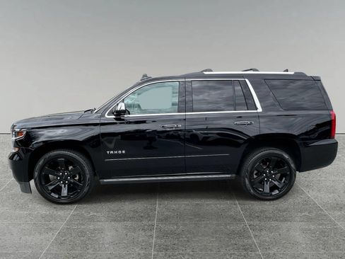 Used 2017 Chevrolet Tahoe Premier AWD/4WD image 2