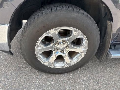 Used 2015 RAM 1500 Laramie AWD/4WD image 13