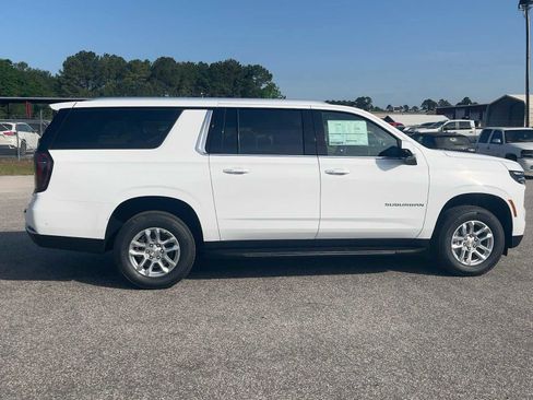 New 2026 Chevrolet Suburban LS AWD/4WD image 7