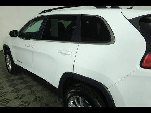 Used 2022 Jeep Cherokee Latitude Lux AWD/4WD image 18
