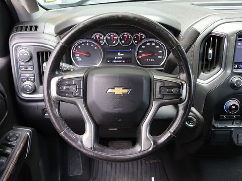 Used 2021 Chevrolet Silverado 1500 LT AWD/4WD image 18