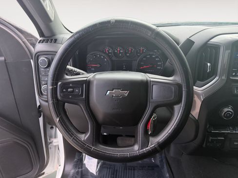 Used 2021 Chevrolet Silverado 1500 Custom Trail Boss AWD/4WD image 12