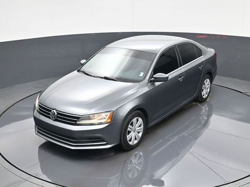 Used 2017 Volkswagen Jetta S image 26