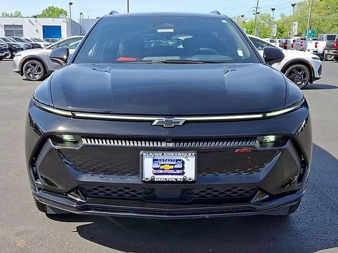 New 2025 Chevrolet Equinox EV RS w/ Convenience Package II image 3