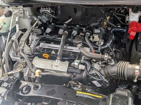 Used 2021 Nissan Versa SV image 37