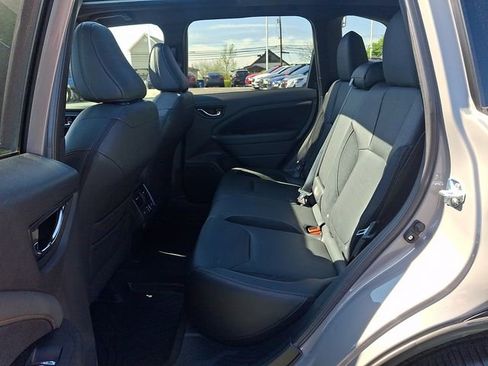 Used 2025 Subaru Forester Touring w/ Protection Package AWD/4WD image 11