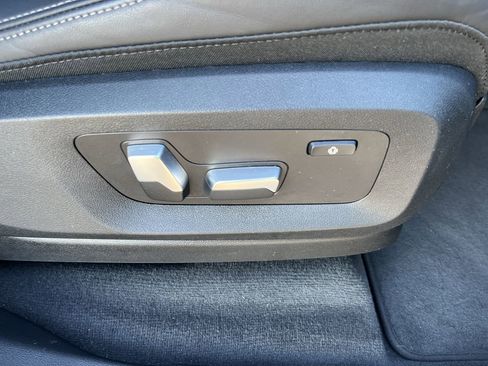 Used 2023 BMW X5 sDrive40i w/ Parking Assistance Package image 37