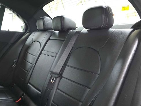 Used 2020 Mercedes-Benz C 300 4MATIC Sedan image 17