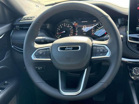 New 2026 Jeep Compass Latitude AWD/4WD image 12