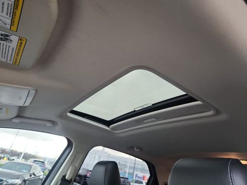 Used 2021 Ford EcoSport Titanium image 19