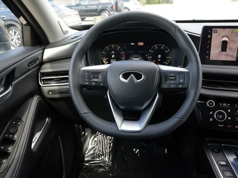Certified 2027 INFINITI QX60 Luxe w/ Cargo Package FWD image 11