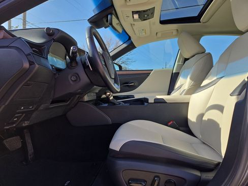 Certified 2025 Lexus ES 350 Premium image 16