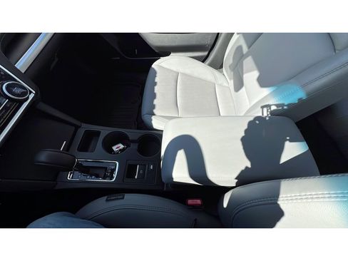 Used 2018 Subaru Legacy 3.6R Limited AWD/4WD image 20