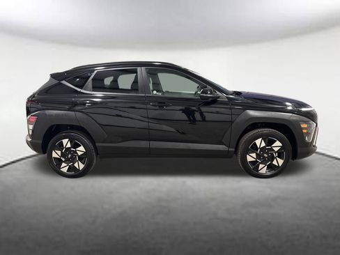 Used 2024 Hyundai Kona SEL image 6