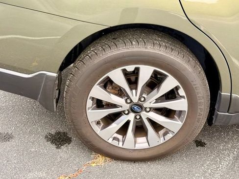 Used 2017 Subaru Outback 2.5i Touring w/ Popular Package #5A AWD/4WD image 30