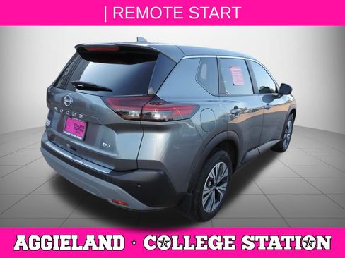 Certified 2023 Nissan Rogue SV FWD image 4