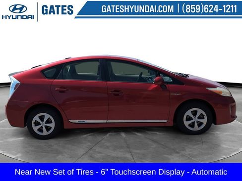 Used 2013 Toyota Prius Three FWD image 3