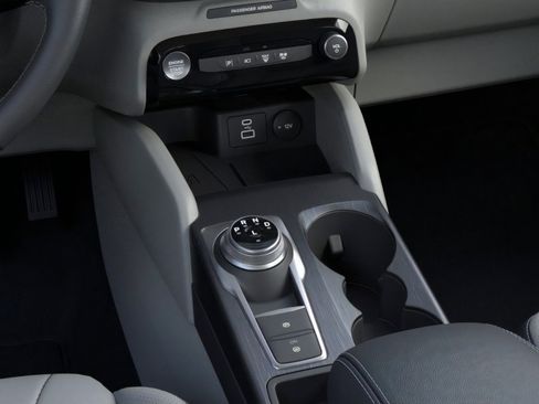 New 2025 Ford Escape PHEV w/ PHEV Premium Package image 15