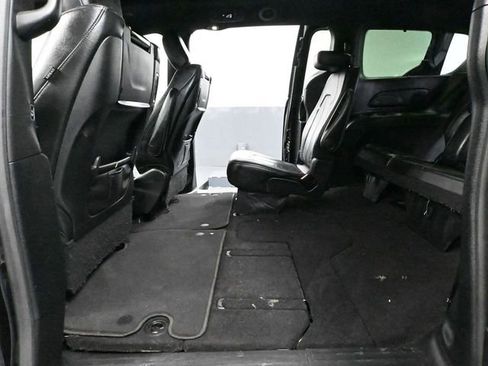 Used 2019 Chrysler Pacifica Touring-L Plus w/ Advanced Safetytec Group FWD image 43