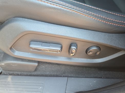 Used 2025 Honda Pilot TrailSport image 37
