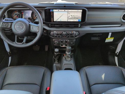 New 2025 Jeep Gladiator Sport image 16