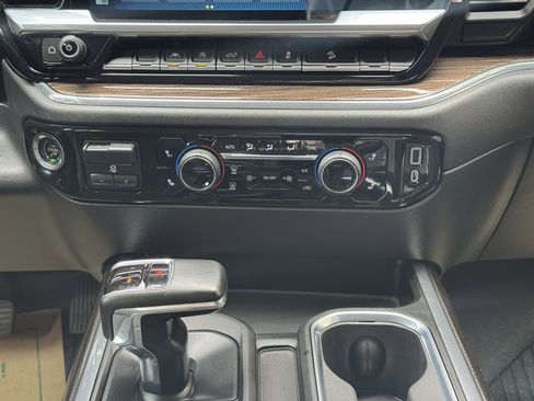 Used 2023 Chevrolet Silverado 1500 RST image 15