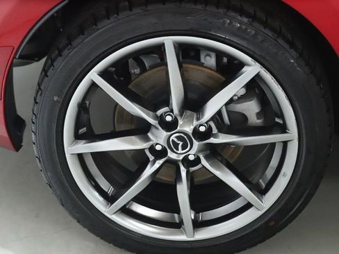 Used 2021 MAZDA MX-5 Miata RF Grand Touring image 12