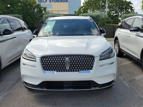 Certified 2022 Lincoln Corsair Reserve w/ Elements Package FWD image 2