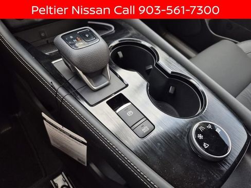 New 2026 Nissan Rogue Platinum w/ Platinum Premium Package AWD/4WD image 25