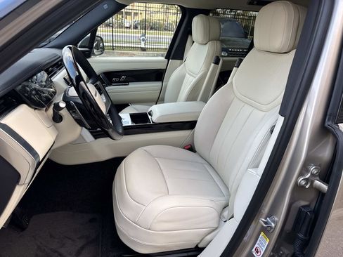 New 2026 Land Rover Range Rover SE image 22