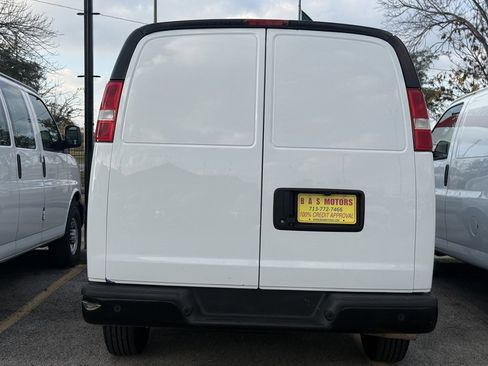 Used 2021 Chevrolet Express 2500 w/ Driver Convenience Package image 2