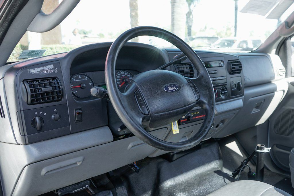 Used 2006 Ford F450 XL RWD image 23