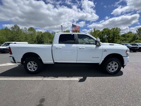 Used 2024 RAM 2500 Laramie AWD/4WD image 5