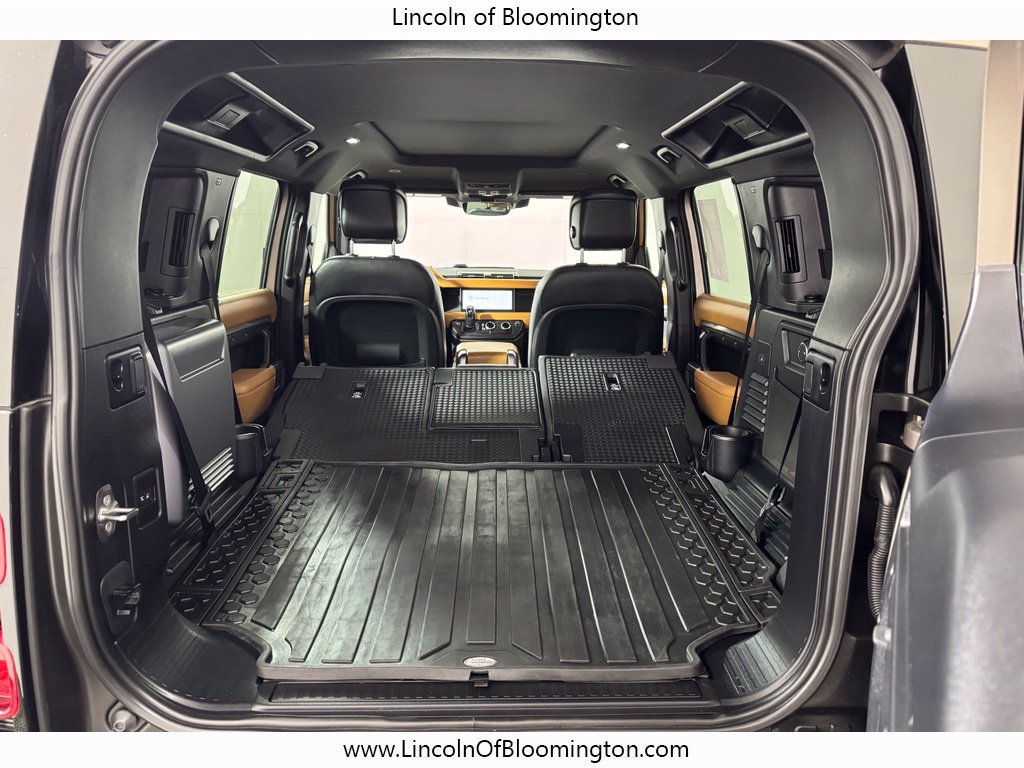 Used 2023 Land Rover Defender 110 X-Dynamic SE AWD/4WD image 15