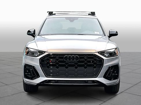Certified 2025 Audi SQ5 Premium Plus w/ Premium Plus Package image 3