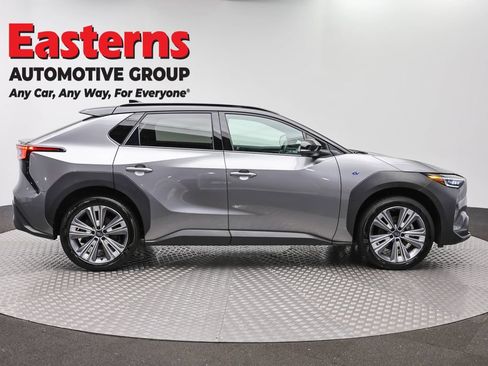 Used 2023 Subaru Solterra AWD image 4