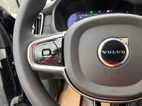 Used 2026 Volvo XC90 B6 Ultra w/ Protection Package AWD/4WD image 24