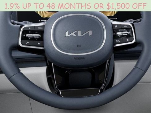 New 2026 Kia Carnival EX FWD image 23