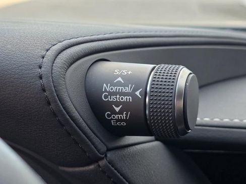 Certified 2020 Lexus LS 500 500 Base w/ Accessory Package (Z2) image 27