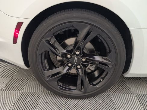 Used 2023 Chevrolet Camaro LT w/ RS Package image 13