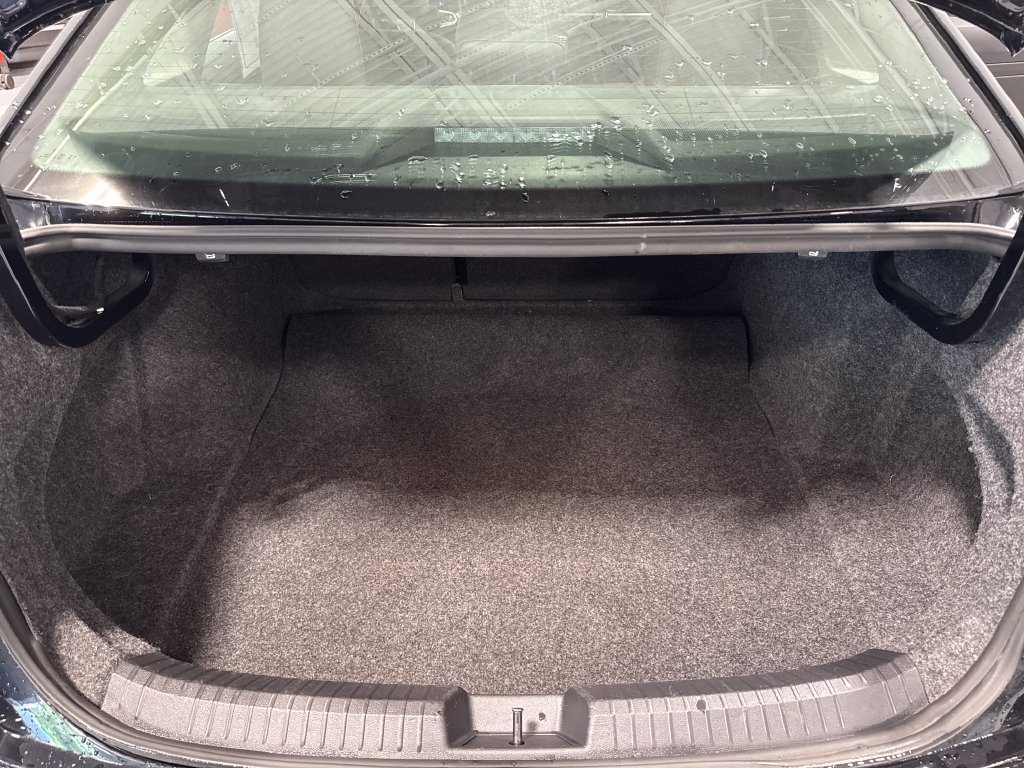 Used 2024 Volkswagen Jetta SE FWD image 40
