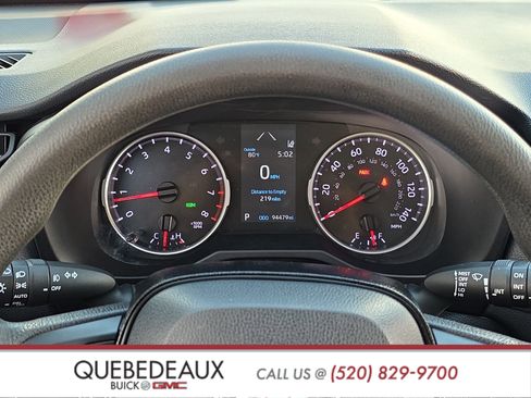 Used 2021 Toyota RAV4 XLE FWD image 16