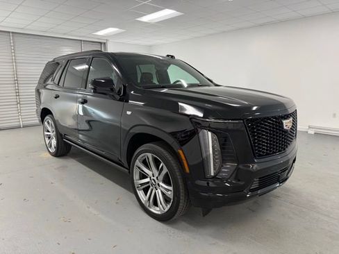 Used 2026 Cadillac Escalade Sport w/ Touring Package image 3
