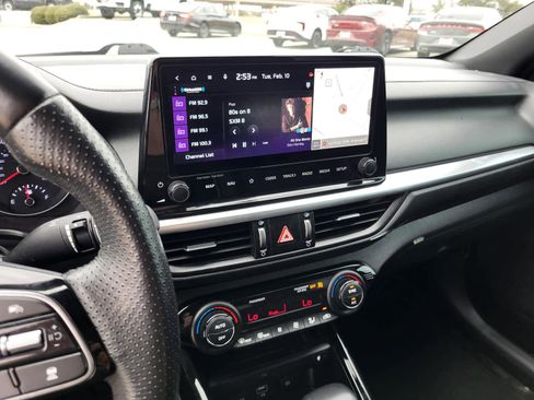 Used 2023 Kia Forte GT-Line w/ GT-Line Premium Package image 20